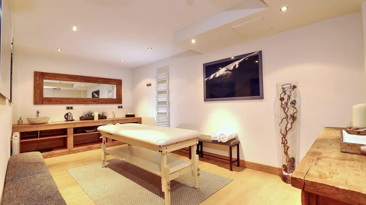 Chalet Bañado por el Sol Cerca de las Pistas de Courchevel, foto 3