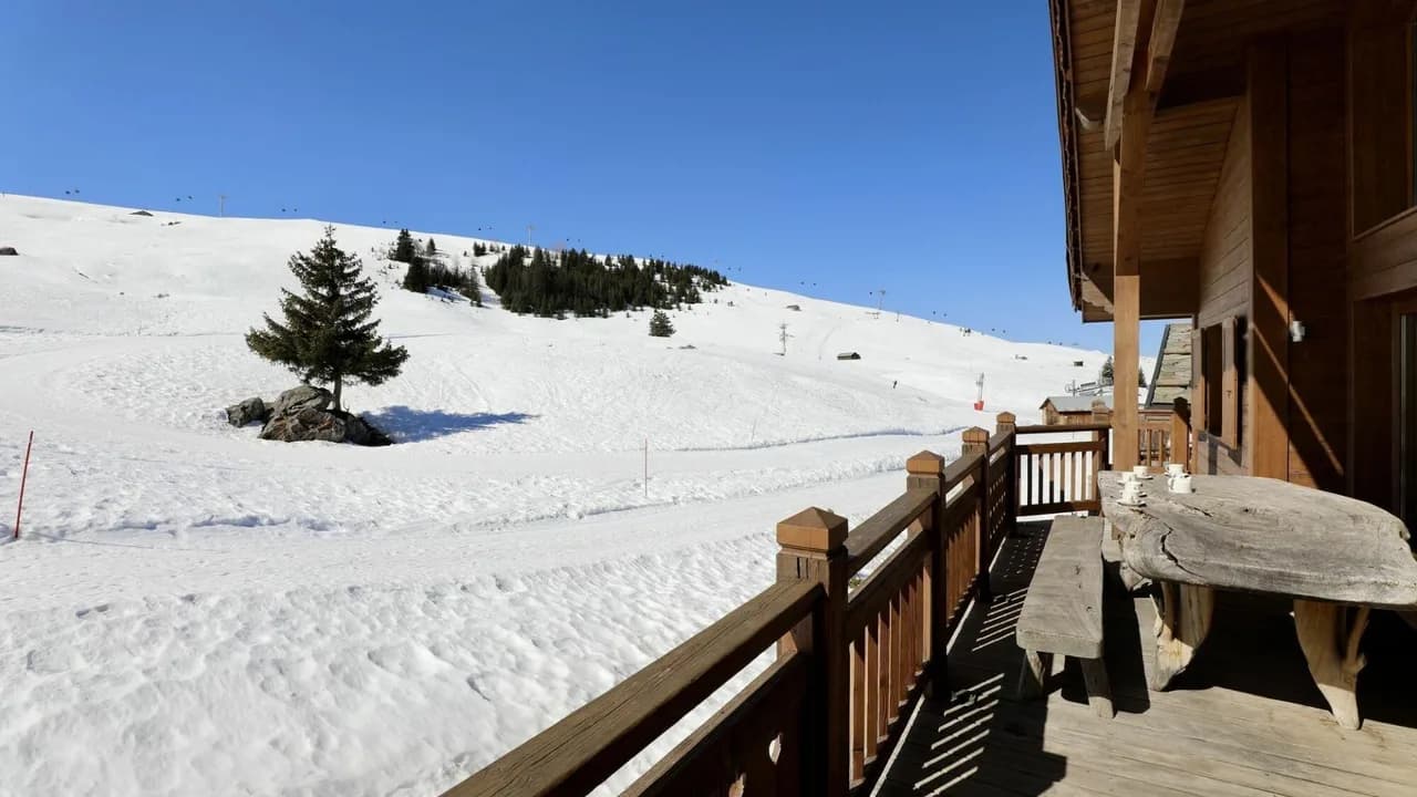 Chalet Bañado por el Sol Cerca de las Pistas de Courchevel, foto 4