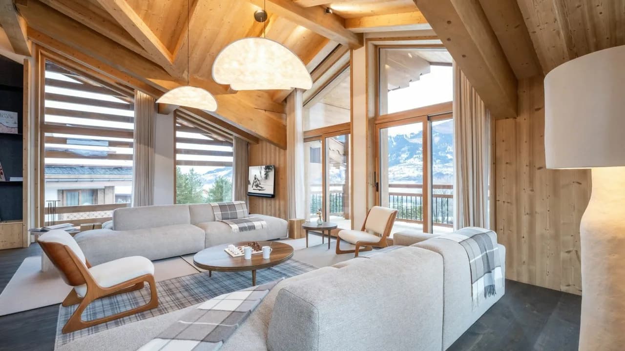 Chalet Estiloso con Chimenea y Balcón, foto 5