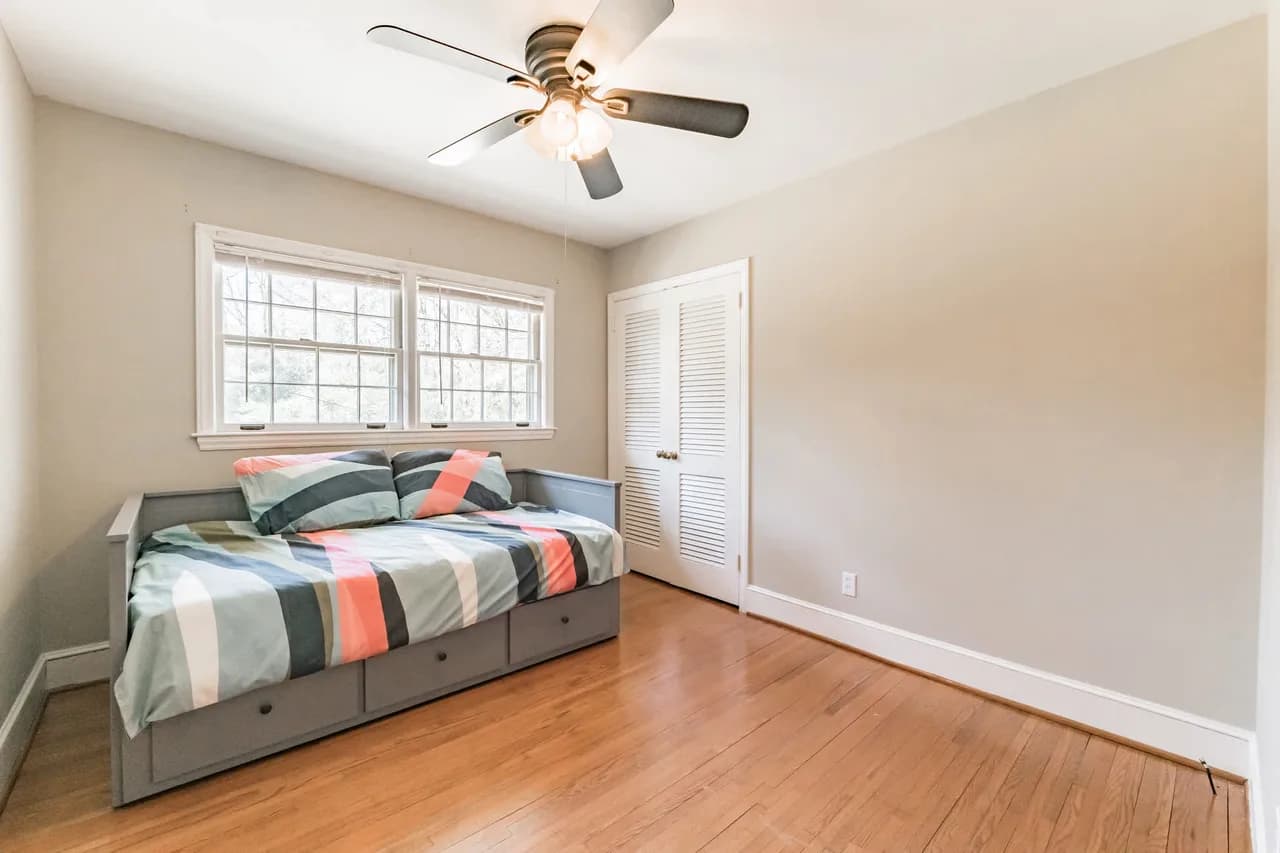 4BR Ranch Near Southpark | Porch + Big Backyard photo 5