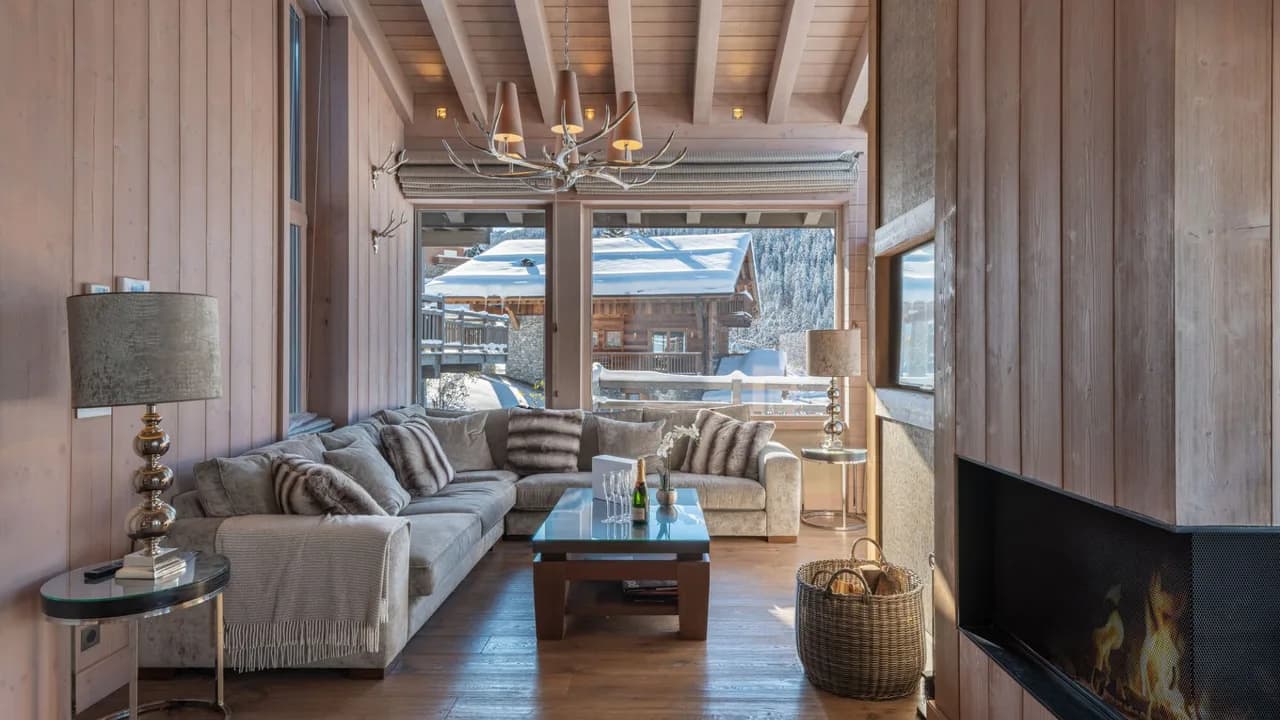 Chalet Elegante con Relajación en Jacuzzi Exterior, foto 5