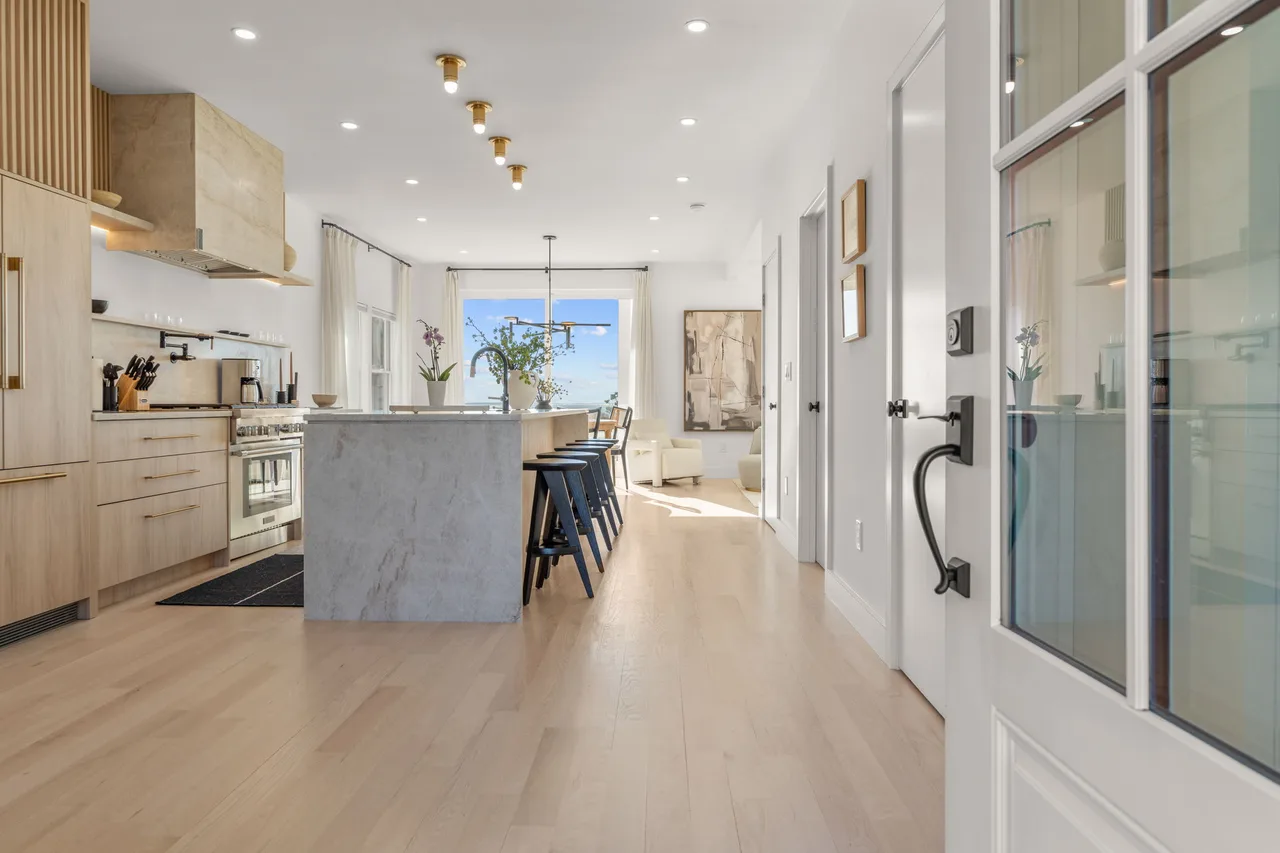 Oceanfront Four Bedroom Villa in Bourne, foto 5