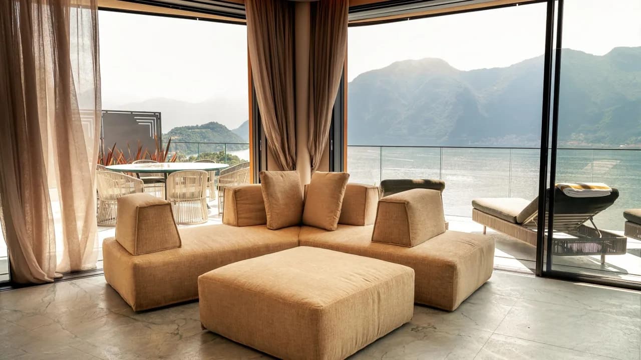 Moderna Villa con Piscina y Vistas al Lago, foto 2