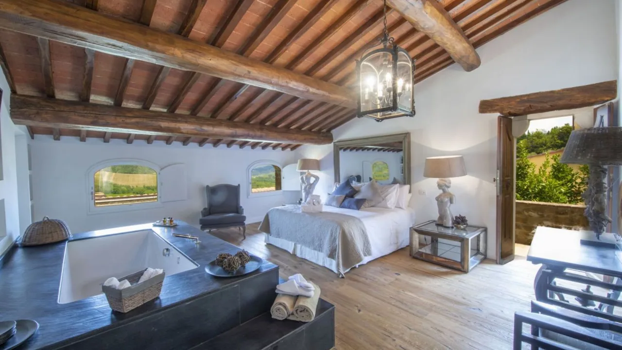 Chianti Countryside Retreat With Pools photo 3