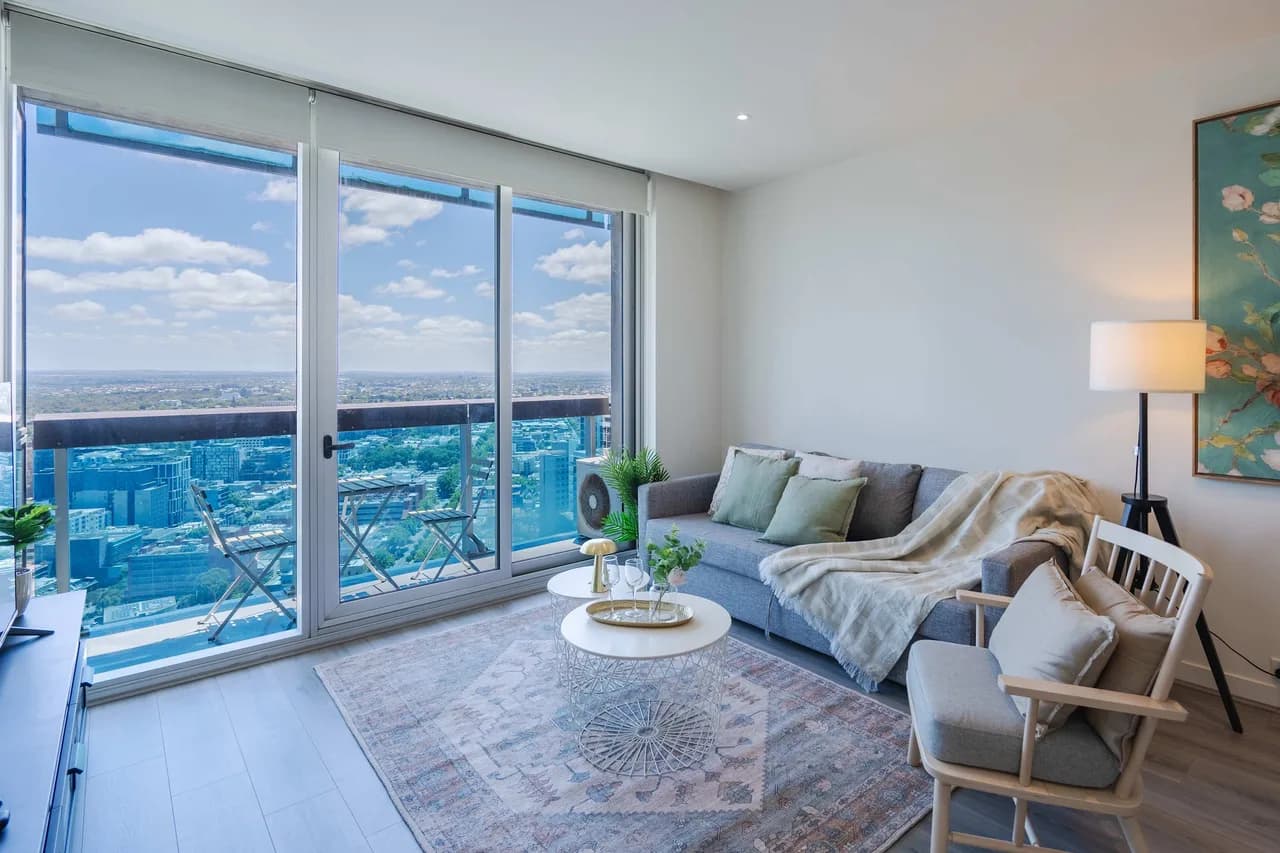 City View Two Bedroom Apartment in Melbourne, Victoria photo 5