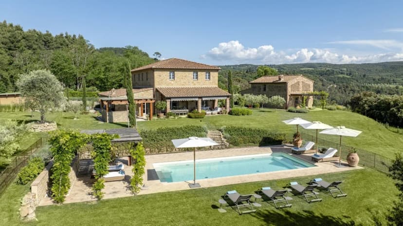 Elegant Comfort in Stunning Landscape