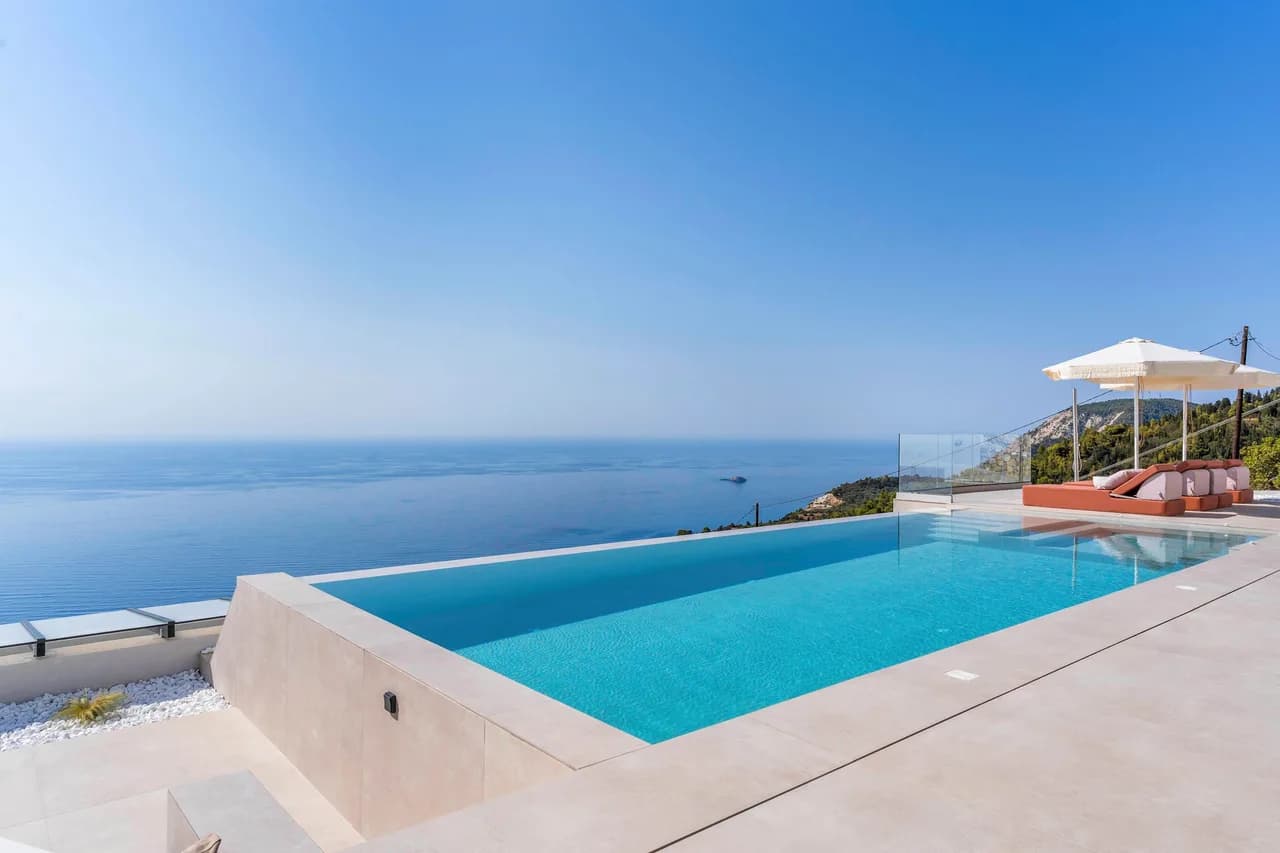 Stylish Cave Villa Near Top Beaches photo 5