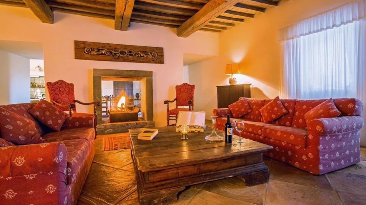 Schönes privates Dorf mit Pool und Ausblick, Foto 2