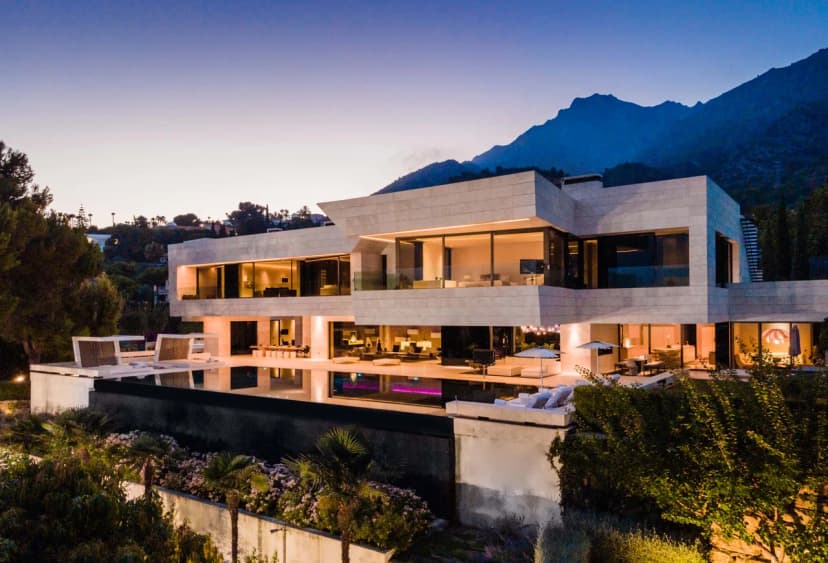 Modern Marbella Villa With Outdoor Art