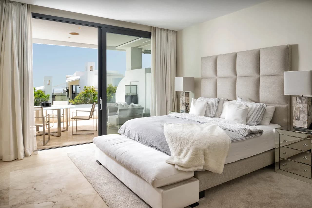 Ático con Vista al Mar y Interiores Lujosos, foto 2