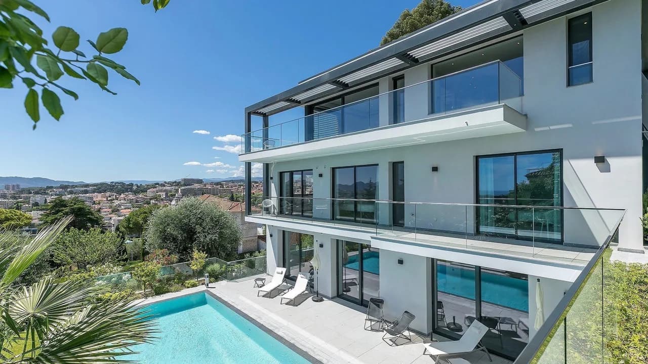 Propriété Prestige Avec Design Haut de Gamme