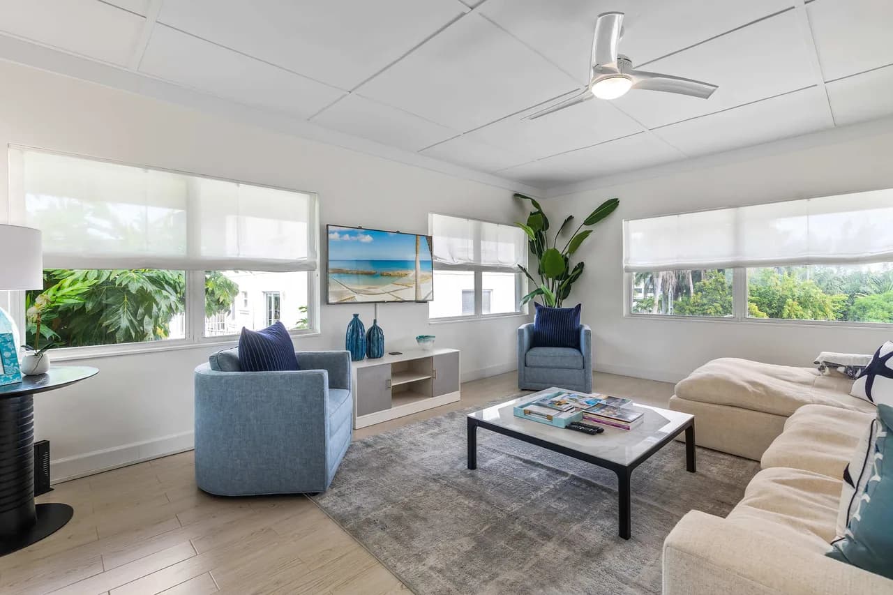 Strandnahe Drei-Zimmer-Condo in Cayman, Foto 5