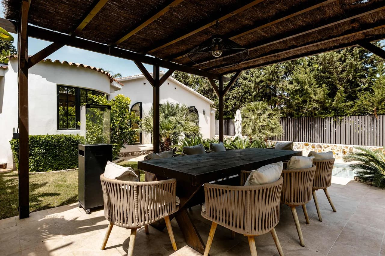 Contemporary Three-Bedroom Villa in Marbella, Foto 3