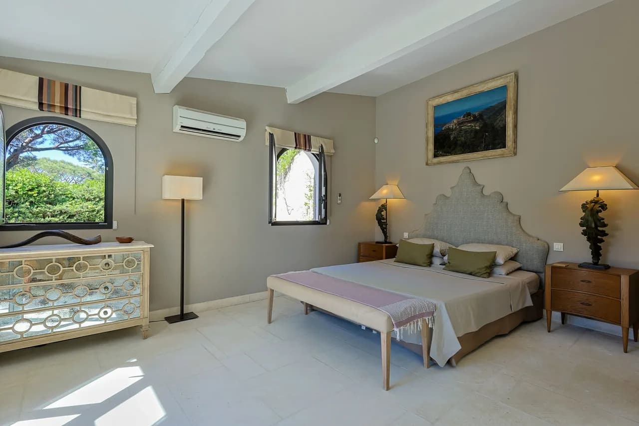 Luxurious Retreat Villa In Pampelonne photo 5