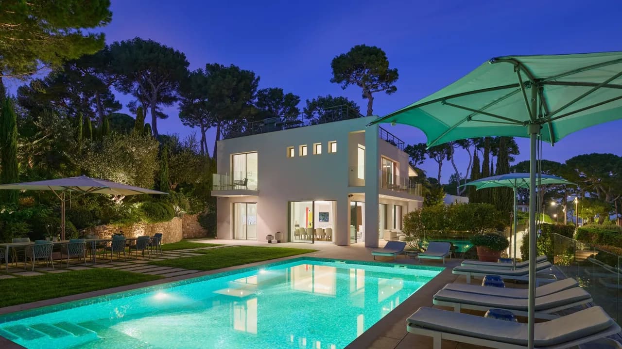 Estancia Elegante Cerca de la Playa Garoupe, foto 5