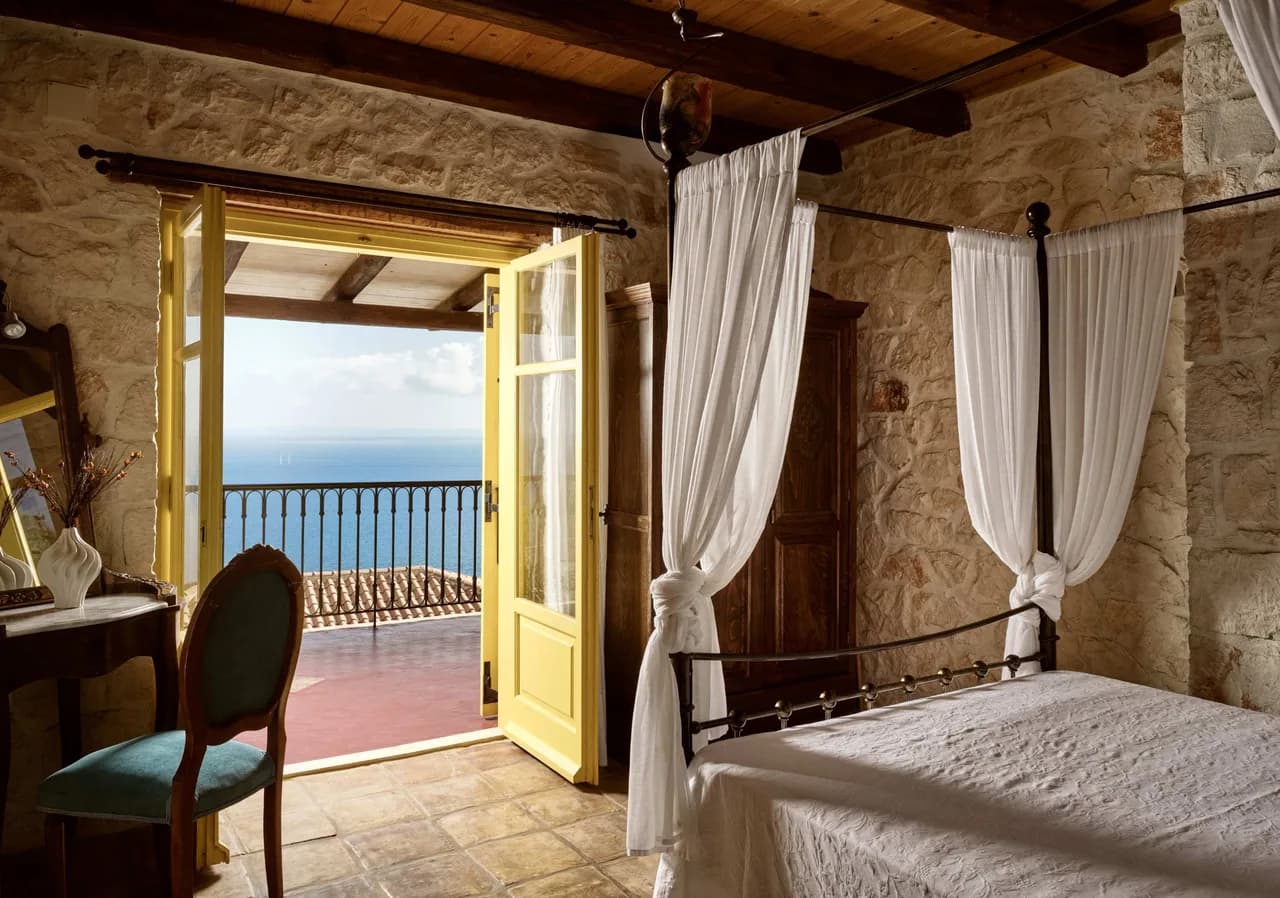 Elegante Villa con Vista al Mar, Piscina e Interiores Amplios, foto 5