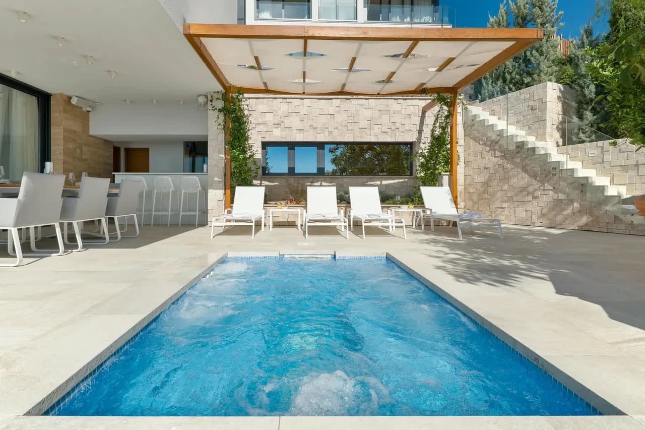 Villa Escénica de Lujo Con Piscina Infinita, foto 5