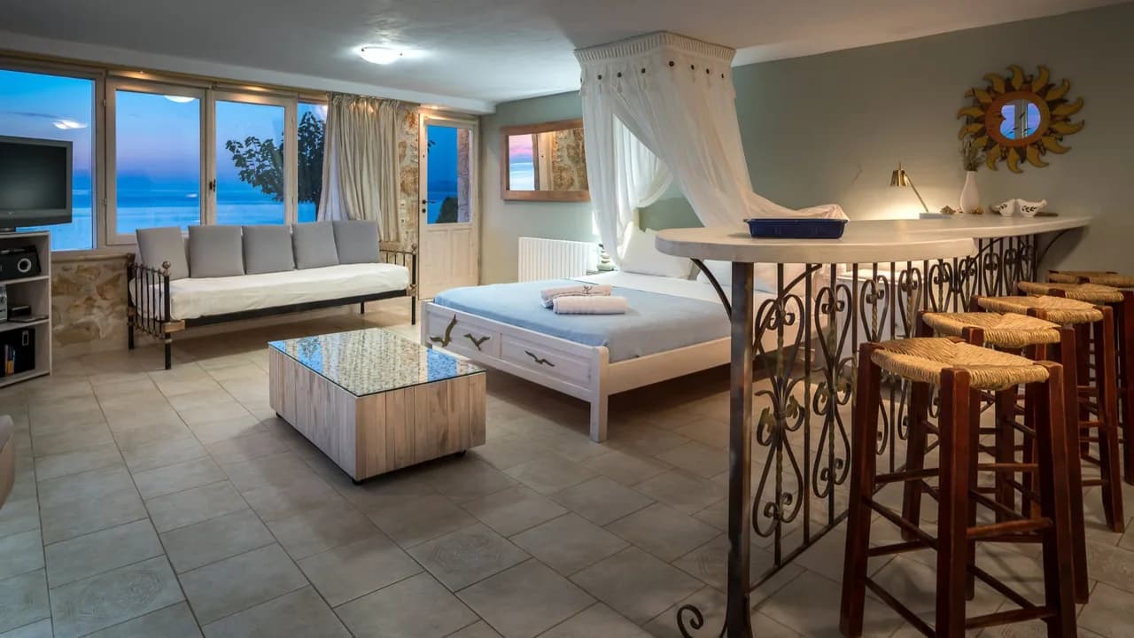 Bliss au Lever du Soleil dans la Villa de Zakynthos, photo 3