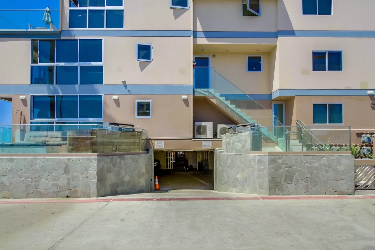 Beachfront Ocean View Condo in San Diego, photo 3