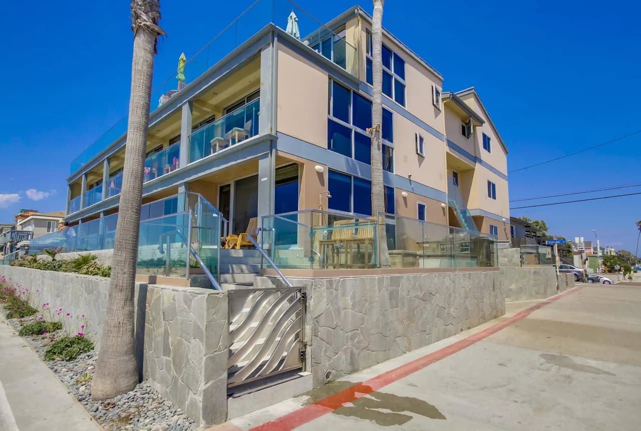 Beachfront Ocean View Condo in San Diego, photo 5