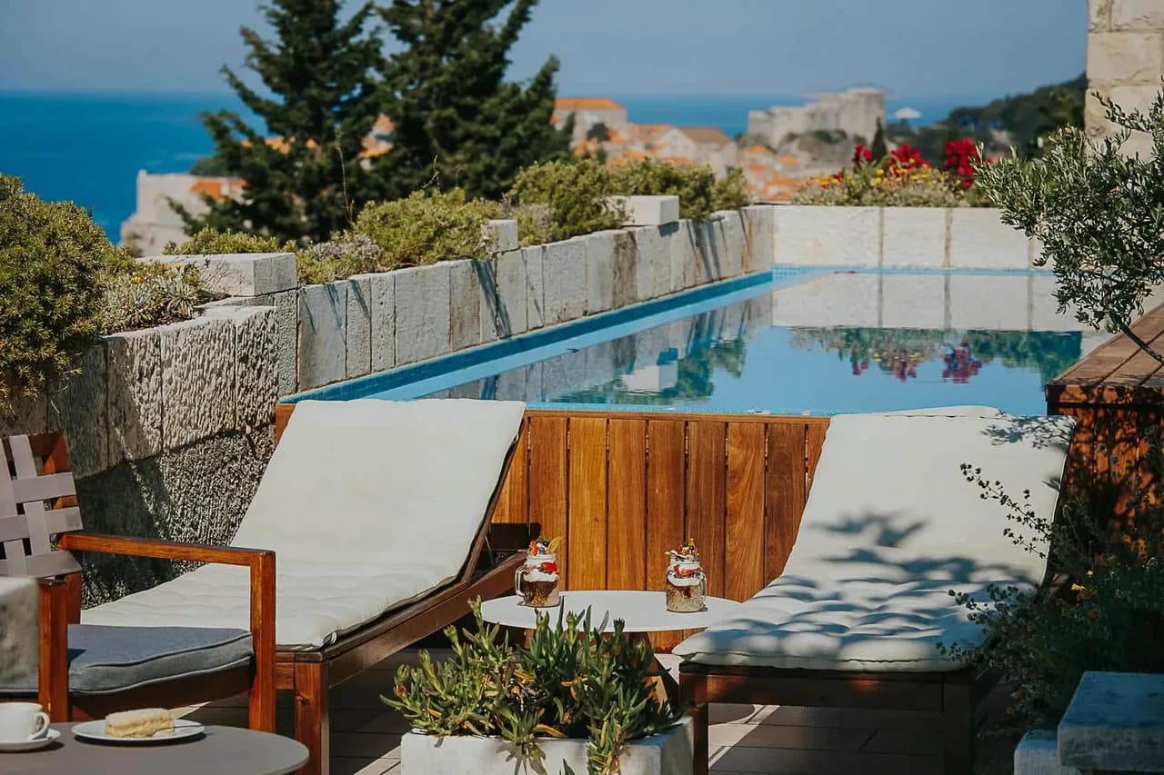 Luxury Villa With Garden and Pool Views, photo 4