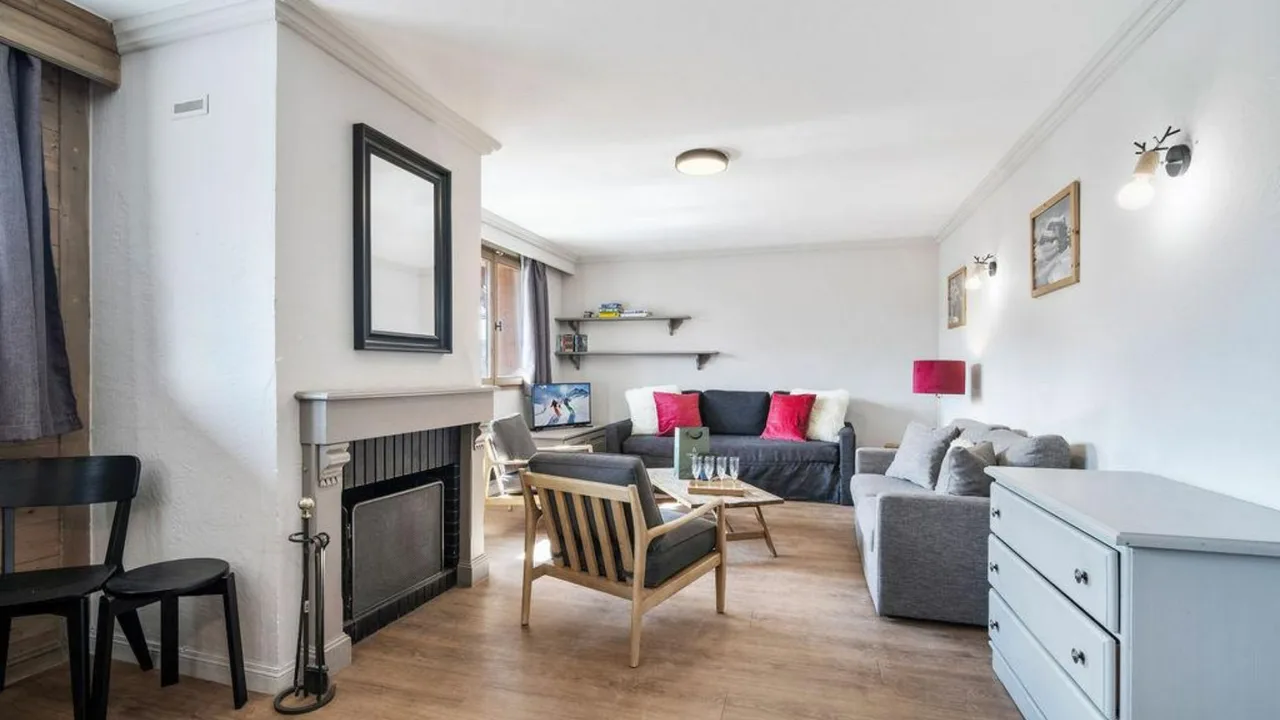 Apartamento Elegante con Chimenea y Confort, foto 2