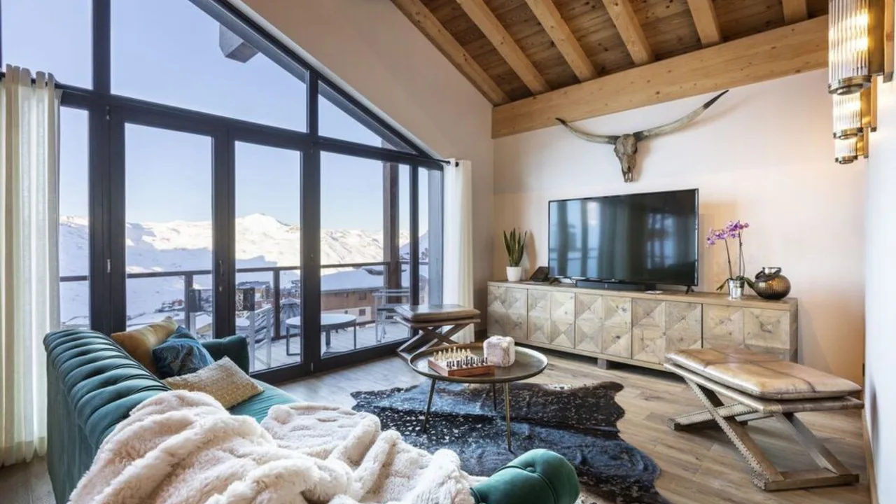 Chalet Glamuroso con Acogedora Chimenea, foto 2