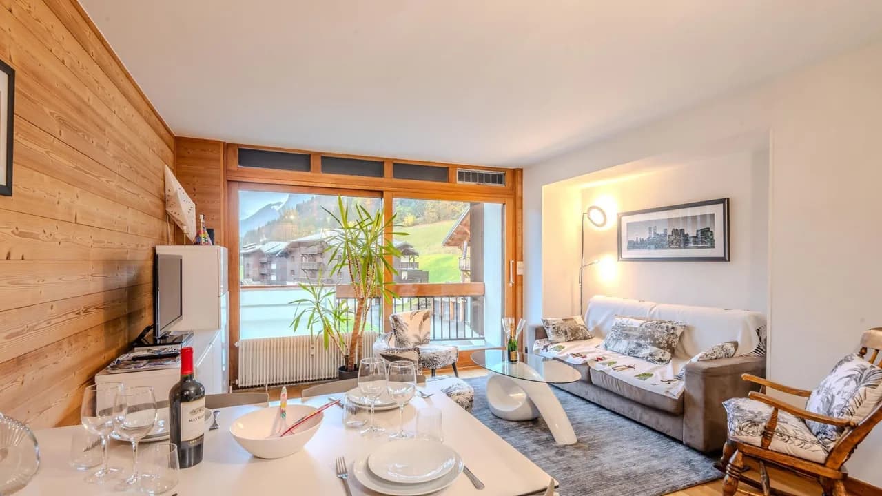 Cozy Morzine Stay With Fireplace photo 5