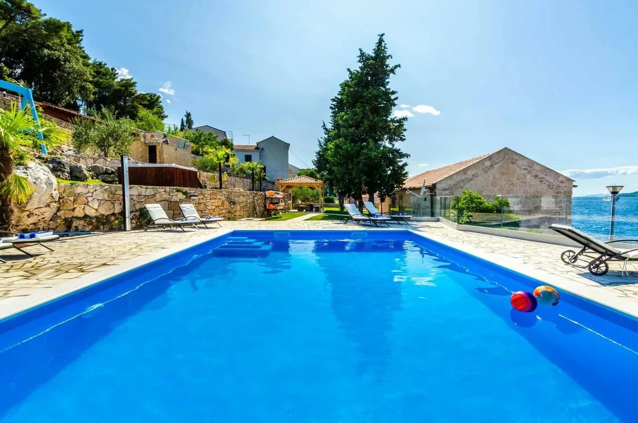 Villa de luxe en bord de mer avec piscine privée, photo 4