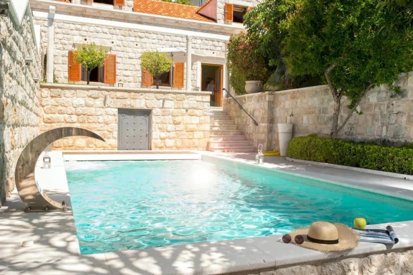 Luxury City Villa With Ocean Views