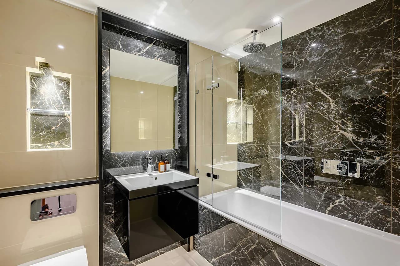 Luxury Two Bedroom Apartment in Marylebone, London, photo 3