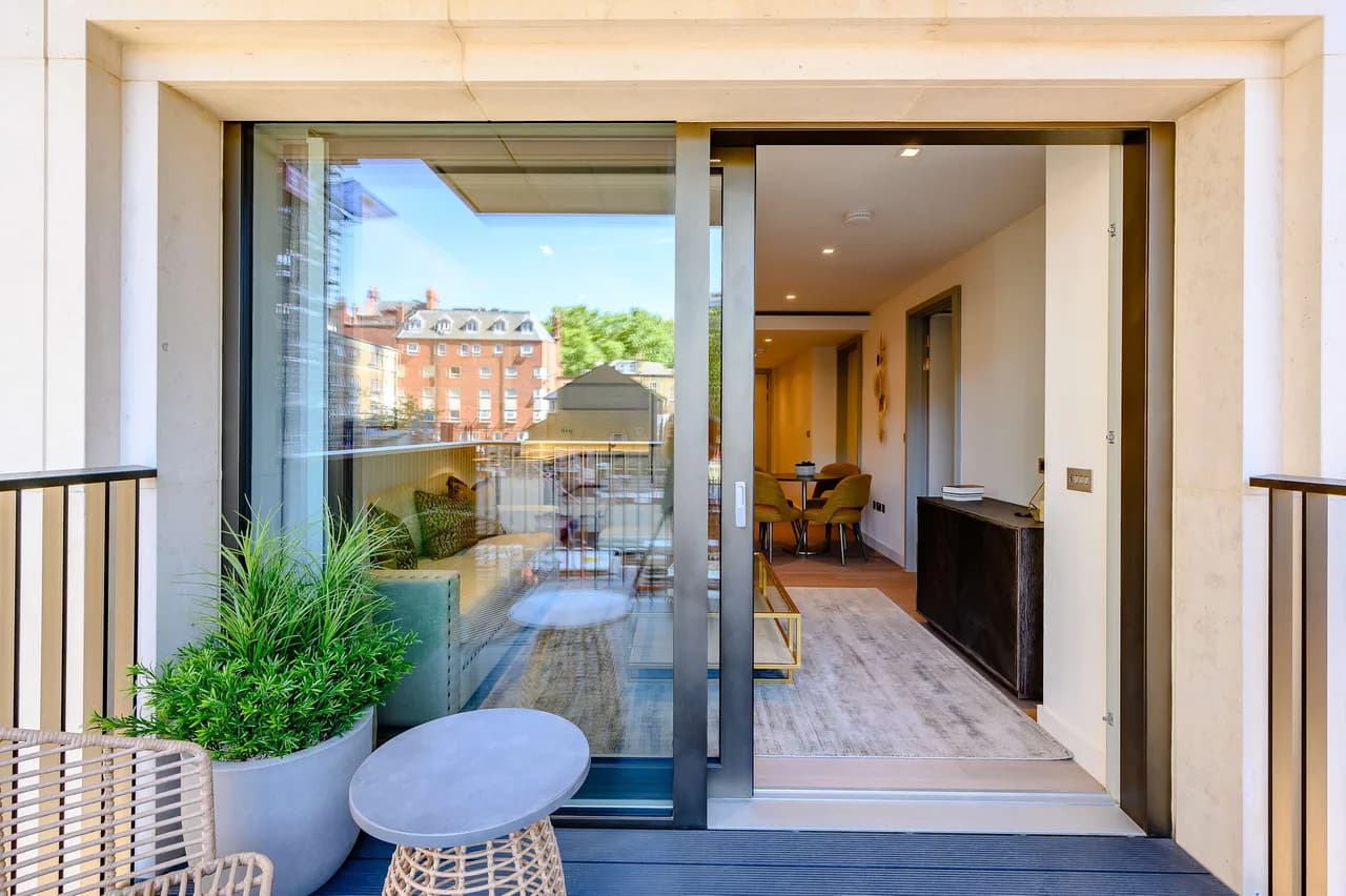 Luxury Two Bedroom Apartment in Marylebone, London, photo 4