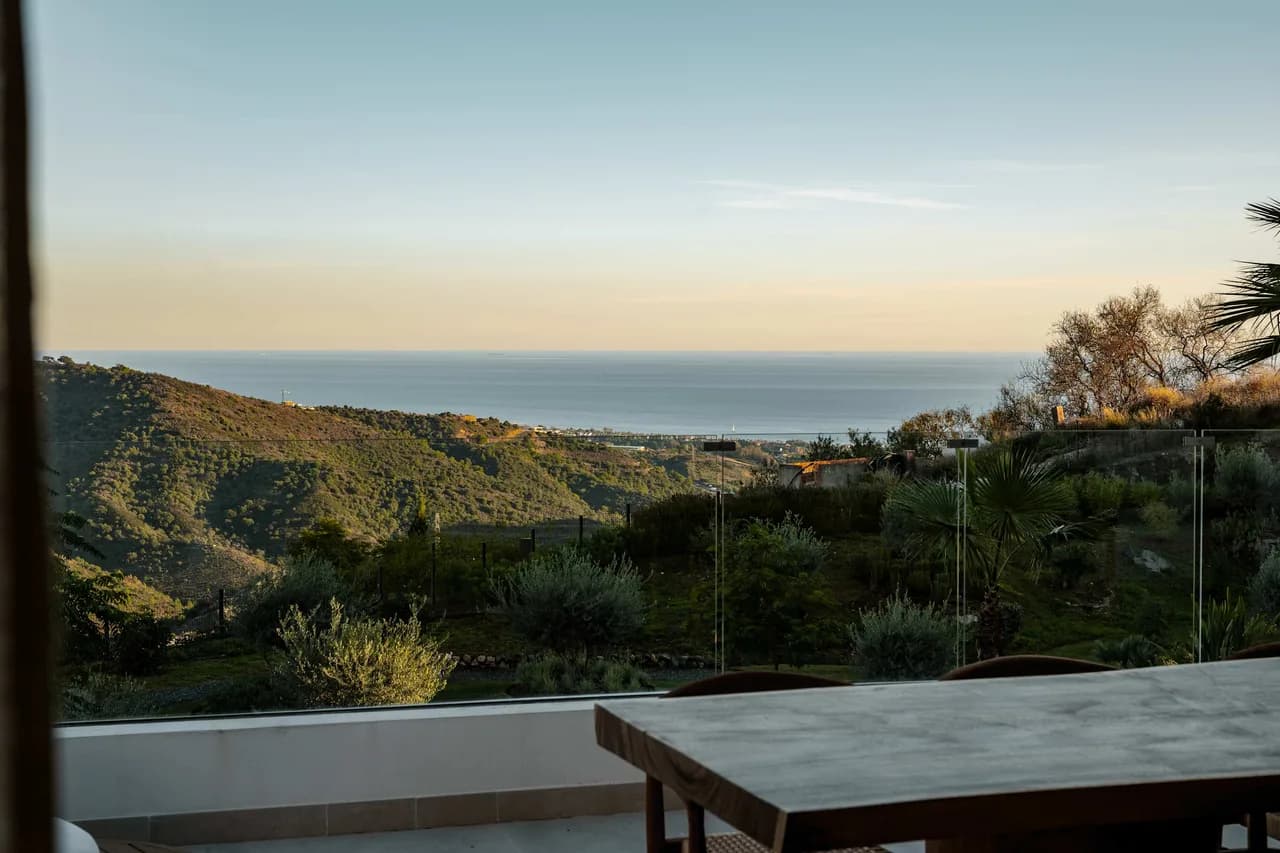 Panoramic Views Three Bedroom Villa in Marbella, Foto 4