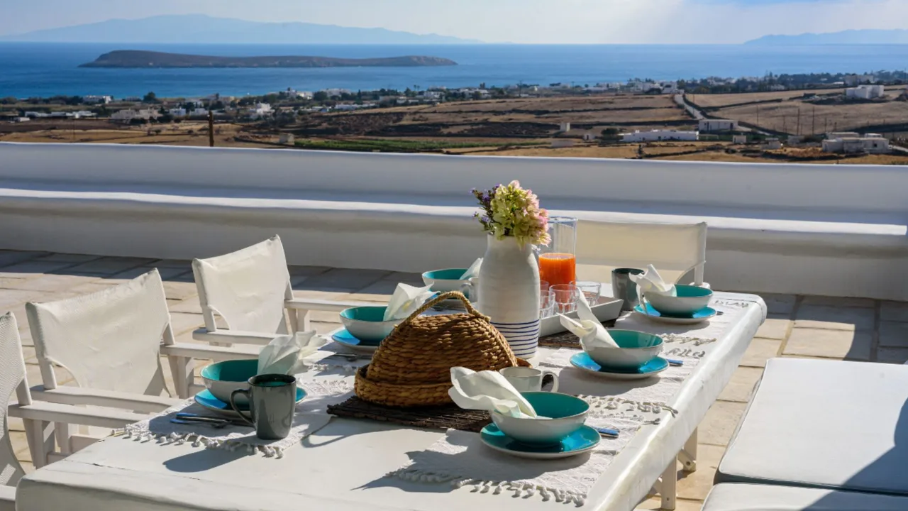 Retiro con Piscina Infinita en Paros con Vistas, foto 4