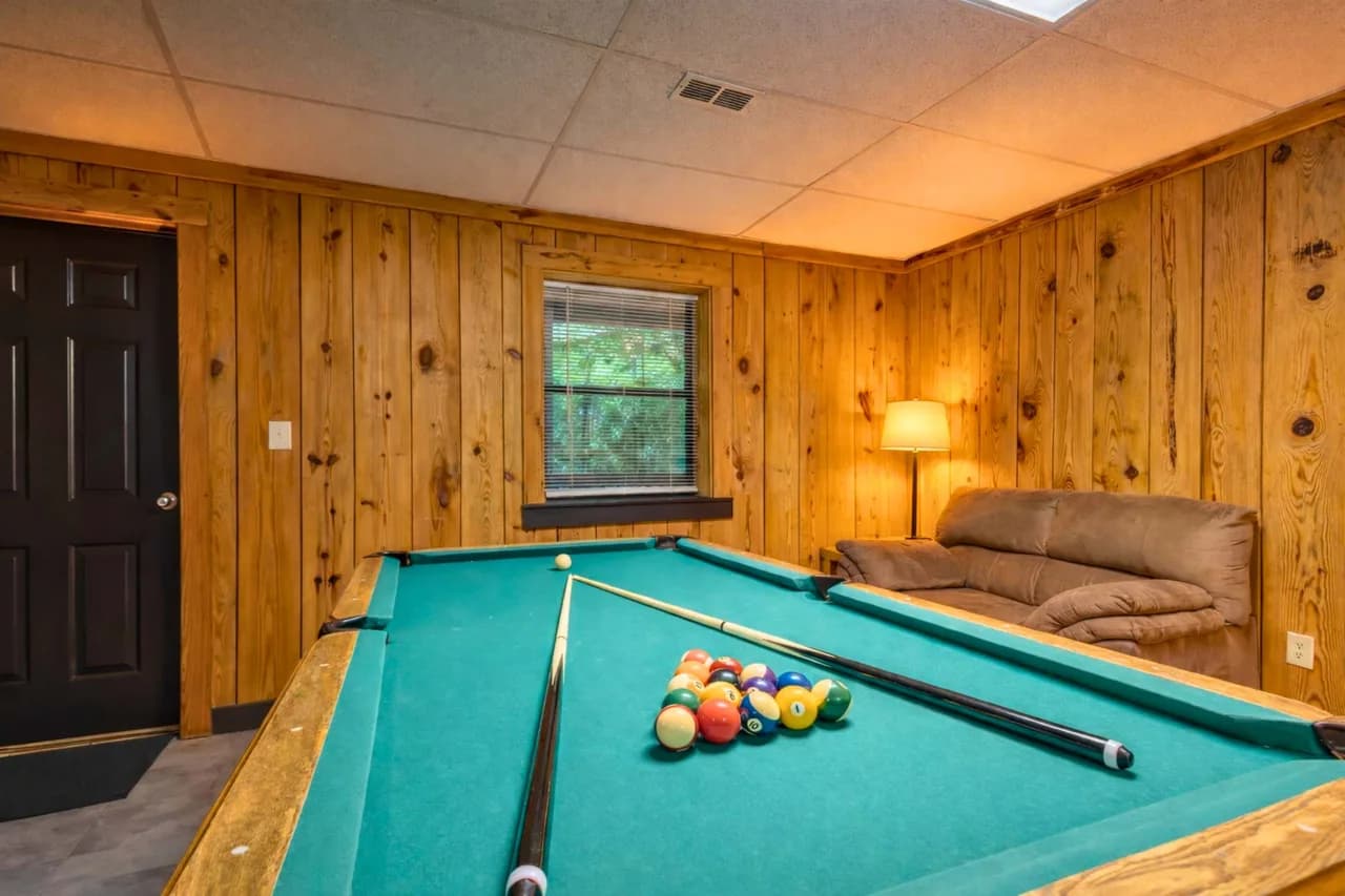 Hunter Hill Haven - Pet Friendly, Hot Tub, Game RM photo 5