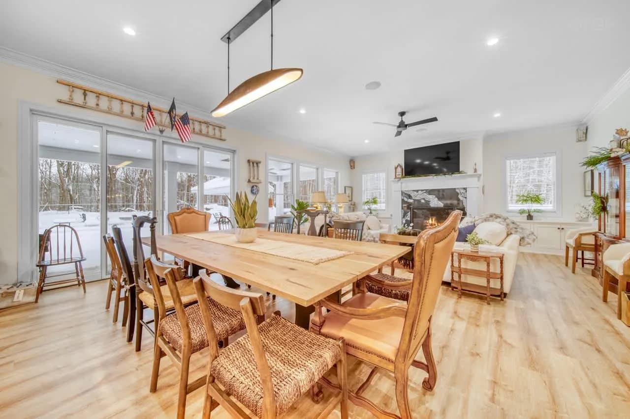 Lakeside Nine Bedroom Villa in Pier Cove, foto 4