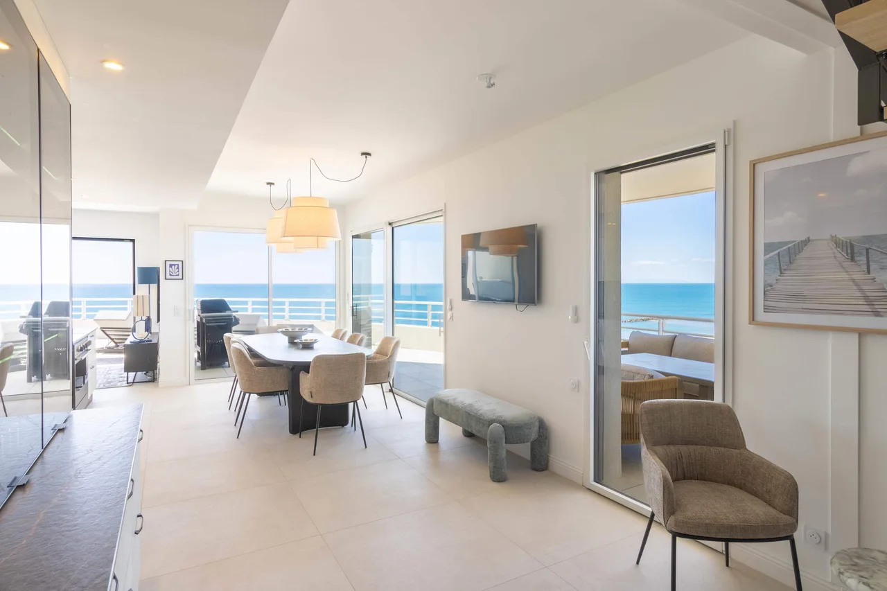 Beachfront Duplex w/ Private Spa & Sea Views photo 5