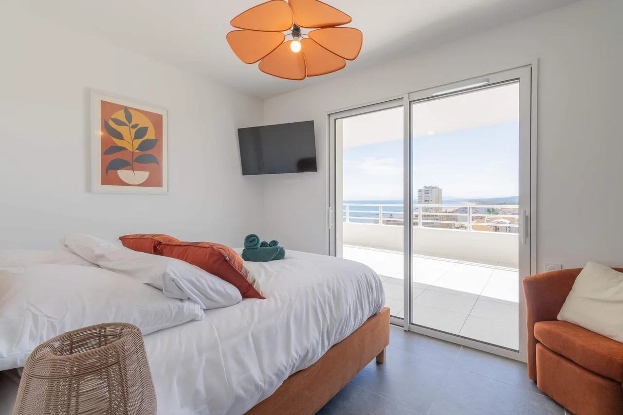 Apartment with Sea View Terrace · Valras'Loc photo 4