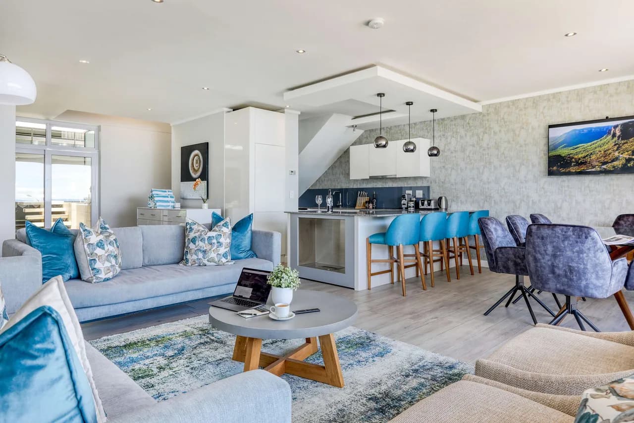 Beachfront Six Bedroom Villa in Camps Bay, Cape Town, Foto 5