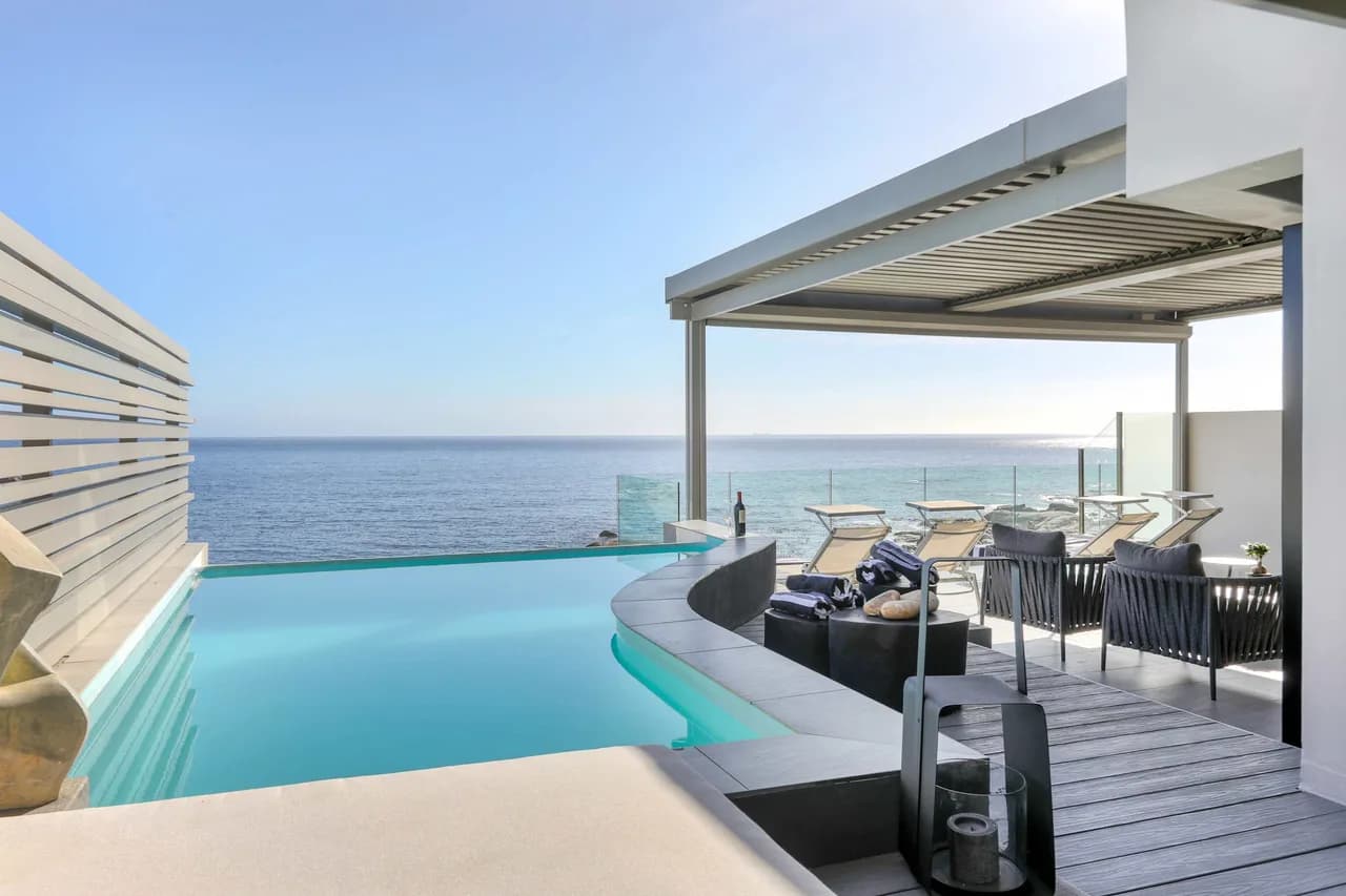 Ocean View Penthouse in Camps Bay, Cape Town