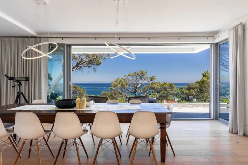 Elegant Four-Bedroom Retreat in Camps Bay