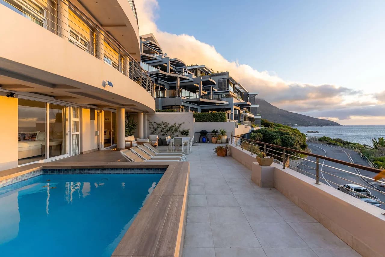 Beachfront Three-Bedroom Apartment in Cape Town, Foto 4
