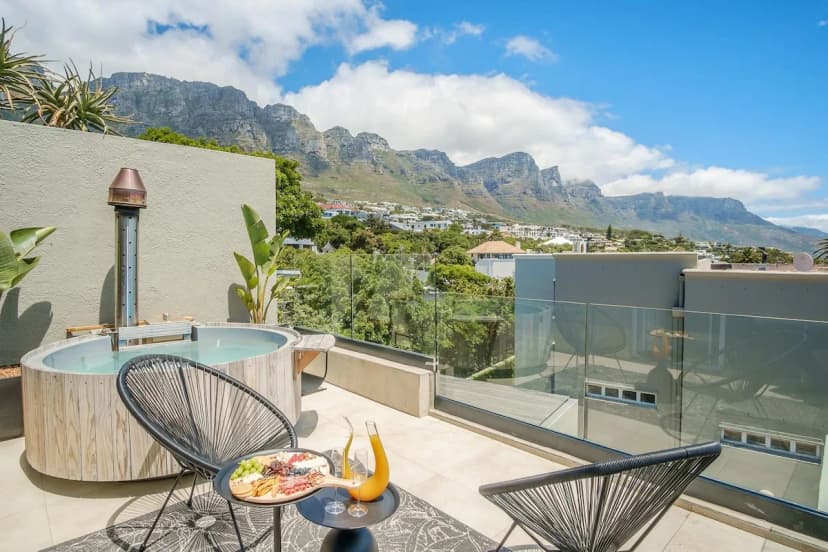 5min walk to beach, Hot tub, Pool - Argyle Camps Bay