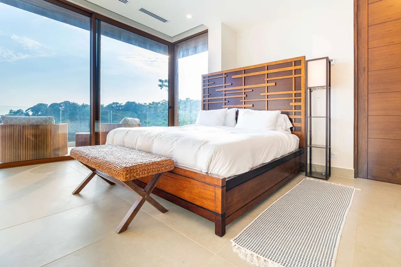 Elegante 5BR Villa mit Infinity-Pool, Foto 3