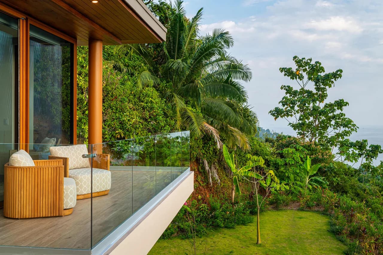 Elegante 5BR Villa mit Infinity-Pool, Foto 4
