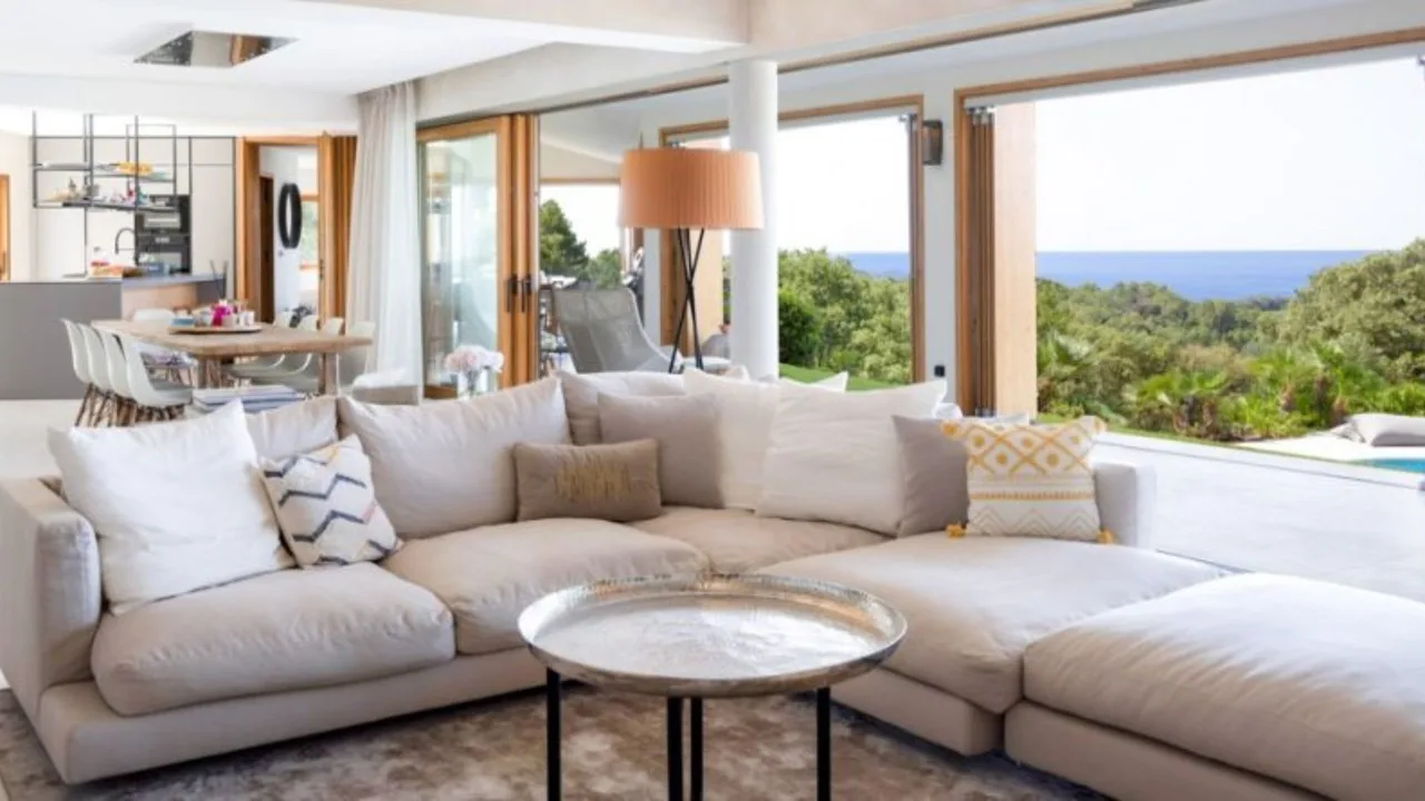Luxury Family Villa Near St-tropez photo 2