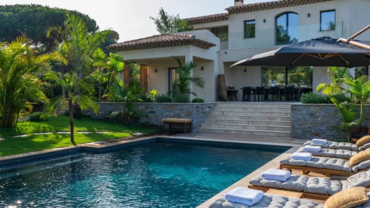 Mediterranean Style With Modern Touch photo 5