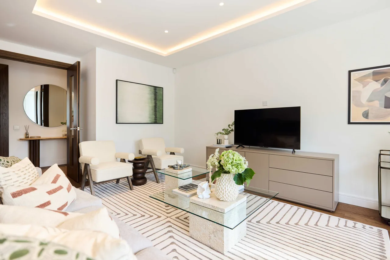 Serene Two Bedroom Escape in London, photo 4