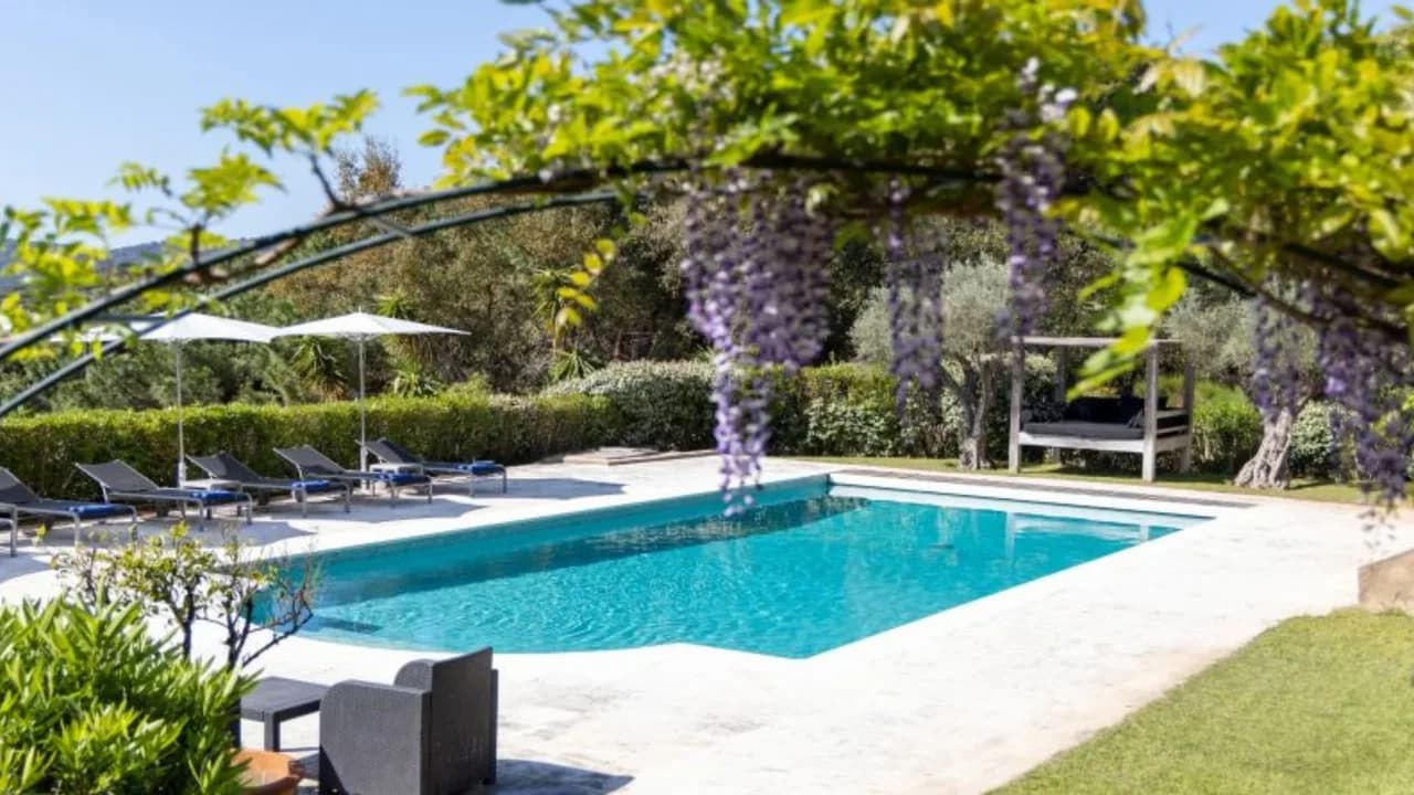 Serene Hillside Retreat Near Pampelonne photo 4