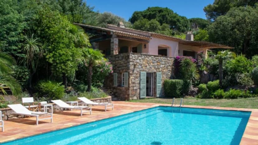 Mediterranean Hideaway Near Pampelonne Sands